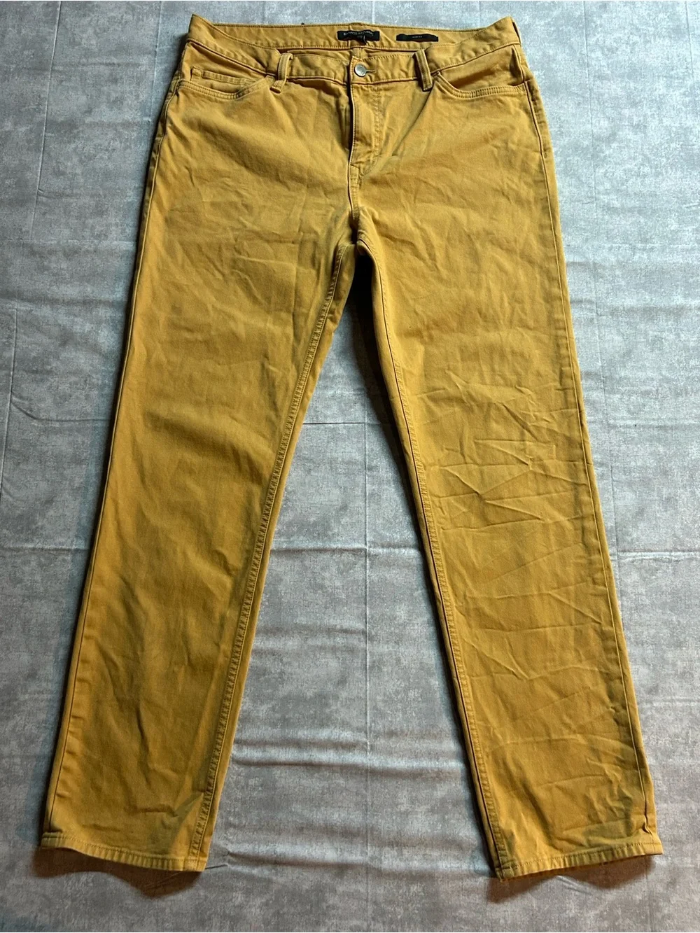 Banana Republic Men’s Travelers Pants Mustard Yellow Travel Business  35x32